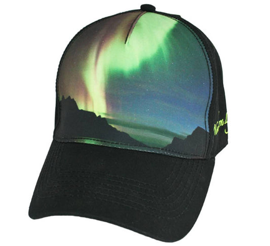 Caps, Northern Lights